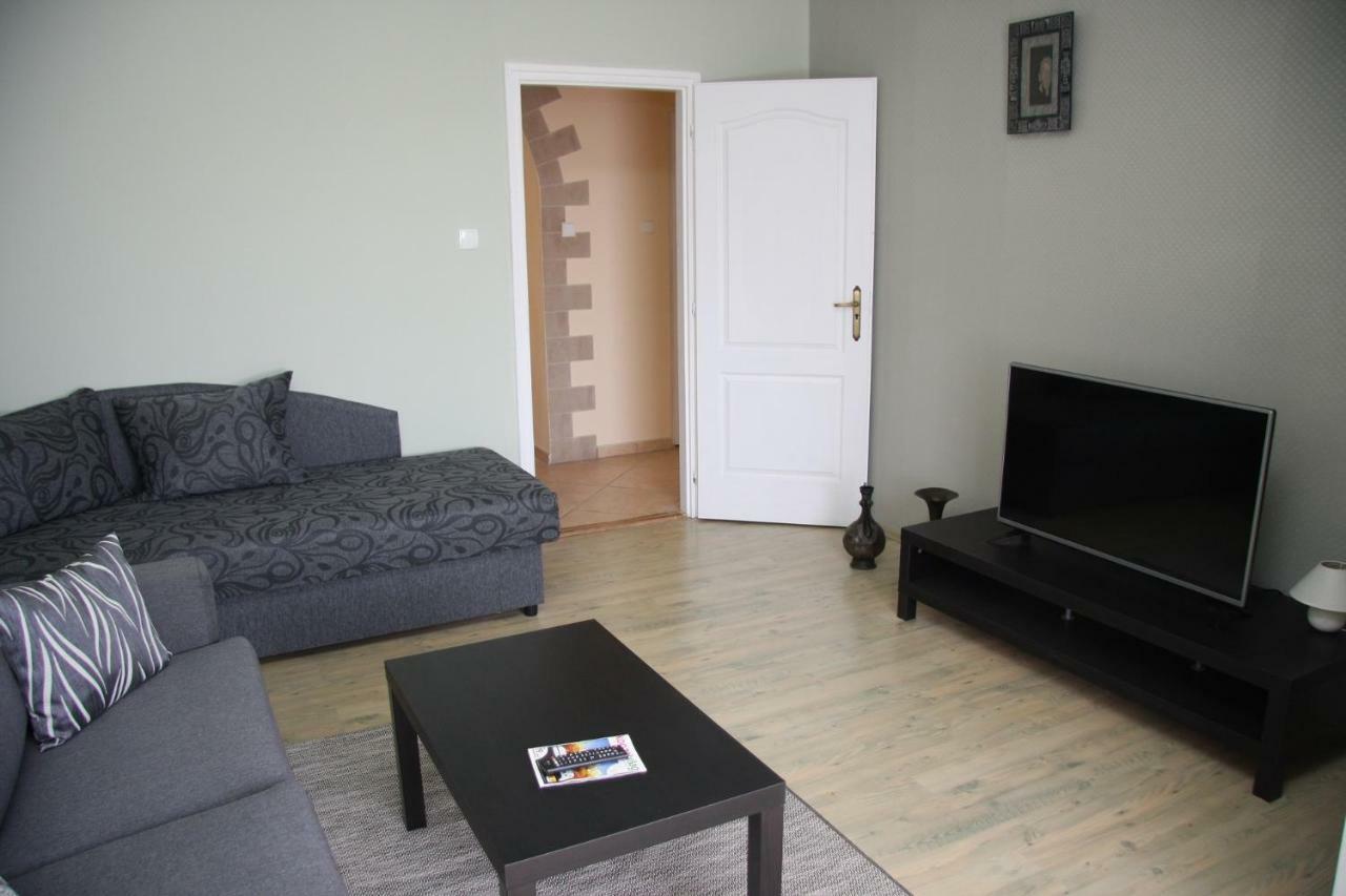 Villa Maria Apartman Miskolc Dış mekan fotoğraf